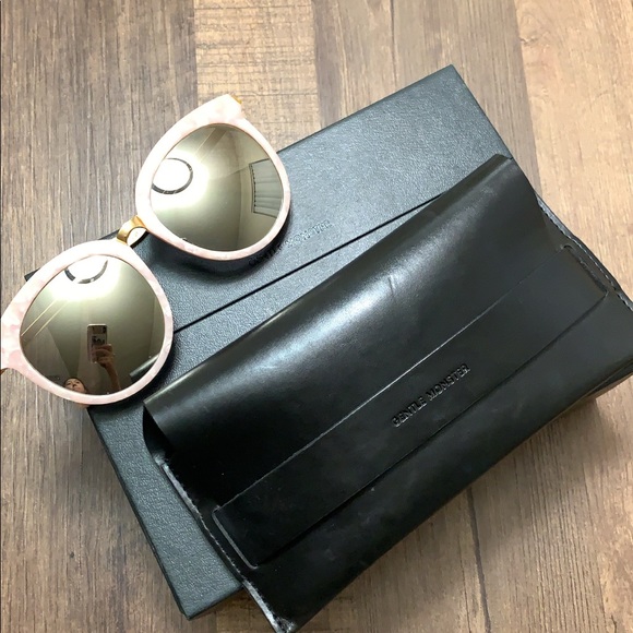 Gentle Monster Sunglass (pink & gold)